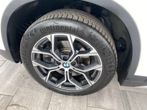 BMW X1 2.0 20i xLine Auto xDrive Euro 6 (s/s) 5dr 9