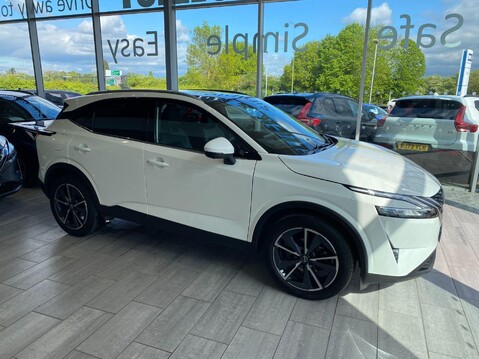 Nissan Qashqai 1.3 DIG-T MHEV Tekna XTRON Euro 6 (s/s) 5dr 4