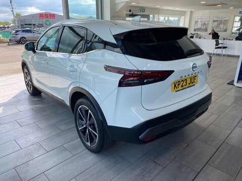 Nissan Qashqai 1.3 DIG-T MHEV Tekna XTRON Euro 6 (s/s) 5dr 7