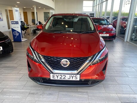 Nissan Qashqai 1.3 DIG-T MHEV Acenta Premium Euro 6 (s/s) 5dr