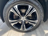 Volvo XC40 2.0 B4 MHEV Inscription Pro DCT Auto Euro 6 (s/s) 5dr 15