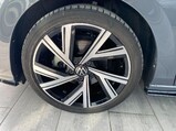 Volkswagen Golf 1.5 eTSI MHEV R-Line DSG Euro 6 (s/s) 5dr 12