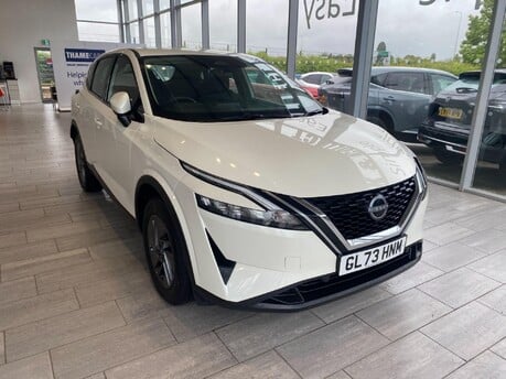 Nissan Qashqai 1.3 DIG-T MHEV Acenta Premium XTRON Euro 6 (s/s) 5dr