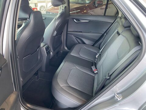 Kia Niro 1.6h GDi 4 DCT Euro 6 (s/s) 5dr 18