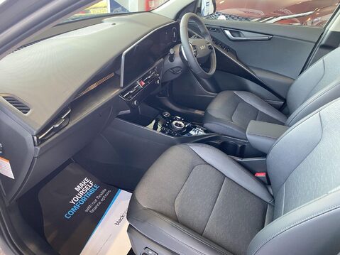 Kia Niro 1.6h GDi 4 DCT Euro 6 (s/s) 5dr 21