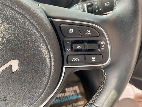 Kia Niro 1.6 GDi 3 DCT Euro 6 (s/s) 5dr 23