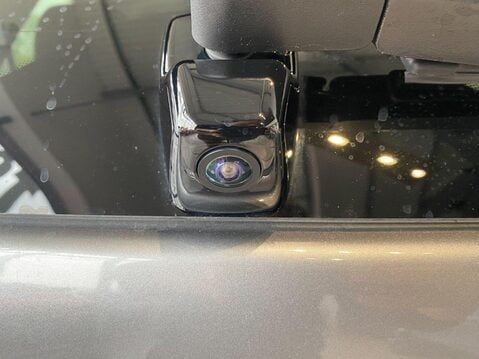 Kia Niro 1.6 GDi 3 DCT Euro 6 (s/s) 5dr 9