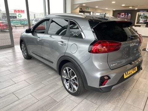 Kia Niro 1.6 GDi 3 DCT Euro 6 (s/s) 5dr 12