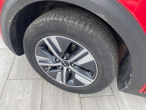 Kia Niro 1.6 GDi 2 DCT Euro 6 (s/s) 5dr 9