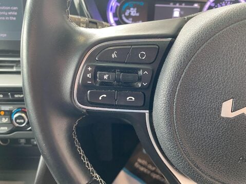 Kia Niro 1.6 GDi 2 DCT Euro 6 (s/s) 5dr 21