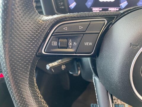 Audi A1 1.0 TFSI 30 S line Sportback Euro 6 (s/s) 5dr 21