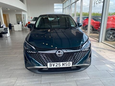 Nissan Qashqai 1.3 DIG-T MHEV Acenta Premium XTRON Euro 6 (s/s) 5dr 2