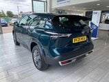 Nissan Qashqai 1.3 DIG-T MHEV Acenta Premium XTRON Euro 6 (s/s) 5dr 7