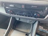 Nissan Qashqai 1.3 DIG-T MHEV Acenta Premium XTRON Euro 6 (s/s) 5dr 27