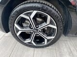 Kia Niro 1.6h GDi 3 DCT Euro 6 (s/s) 5dr 9