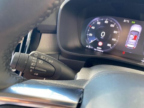 Volvo XC40 1.5h T4 Recharge 10.7kWh Inscription Auto Euro 6 (s/s) 5dr 26
