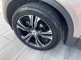 Volvo XC40 1.5 T3 Inscription Pro Auto Euro 6 (s/s) 5dr 9