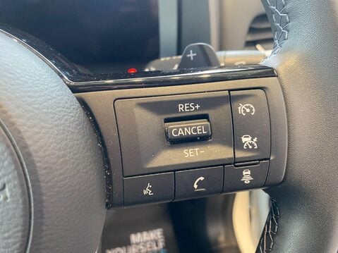 Nissan Qashqai 1.3 DIG-T MHEV N-Connecta XTRON Euro 6 (s/s) 5dr 25