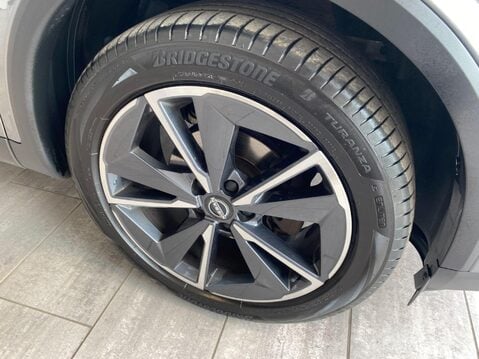 Nissan Qashqai 1.3 DIG-T MHEV Tekna XTRON Euro 6 (s/s) 5dr 11