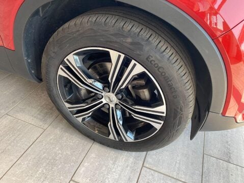 Volvo XC40 2.0 B4 MHEV Inscription Pro Auto Euro 6 (s/s) 5dr 11
