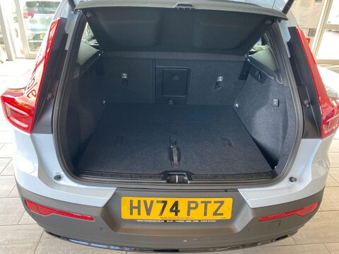 Volvo XC40 2.0 B4 MHEV Plus DCT Auto Euro 6 (s/s) 5dr 15