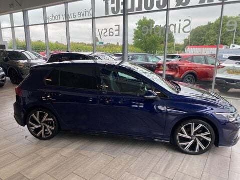 Volkswagen Golf 1.5 eTSI MHEV R-Line DSG Euro 6 (s/s) 5dr 4