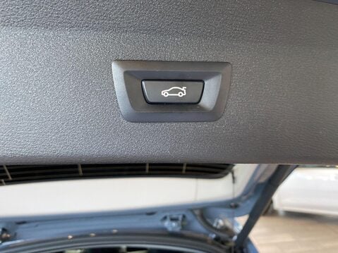 BMW X1 2.0 20i xLine Auto xDrive Euro 6 (s/s) 5dr 16