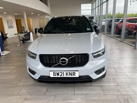 Volvo XC40 1.5 T3 R-Design Pro Auto Euro 6 (s/s) 5dr 2