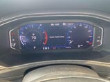 Volkswagen T-Roc 1.5 TSI EVO SEL DSG Euro 6 (s/s) 5dr 30