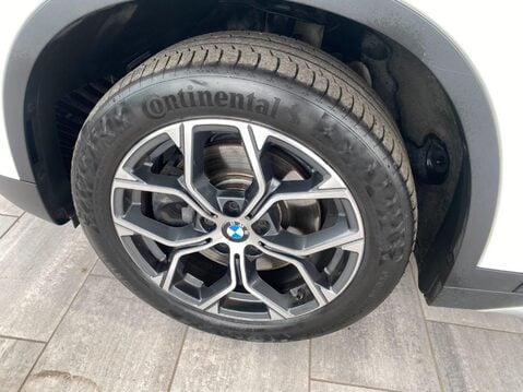 BMW X1 2.0 20i xLine Auto xDrive Euro 6 (s/s) 5dr 9