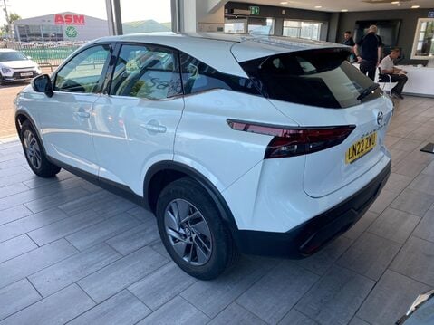 Nissan Qashqai 1.3 DIG-T MHEV Acenta Premium XTRON Euro 6 (s/s) 5dr 7