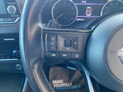 Nissan Qashqai 1.3 DIG-T MHEV Acenta Premium XTRON Euro 6 (s/s) 5dr 22