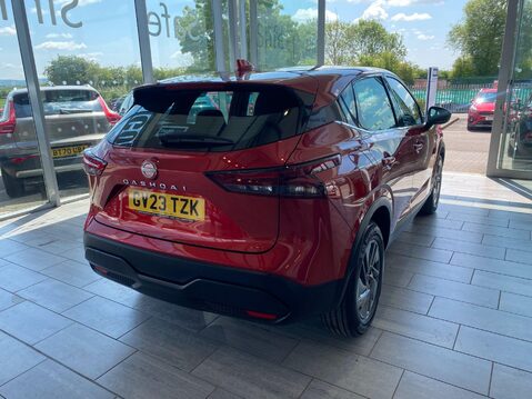 Nissan Qashqai 1.3 DIG-T MHEV Acenta Premium Euro 6 (s/s) 5dr 5