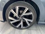 Volkswagen Golf 1.5 eTSI MHEV R-Line DSG Euro 6 (s/s) 5dr 12
