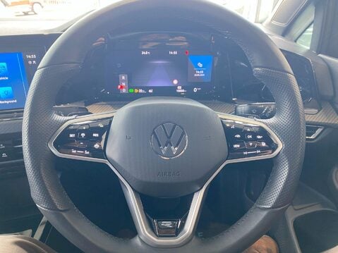 Volkswagen Golf 1.5 eTSI MHEV R-Line DSG Euro 6 (s/s) 5dr 19