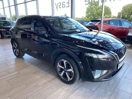 Nissan Qashqai 1.3 DIG-T MHEV N-Connecta XTRON Euro 6 (s/s) 5dr