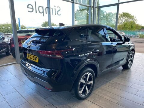 Nissan Qashqai 1.3 DIG-T MHEV N-Connecta XTRON Euro 6 (s/s) 5dr 7