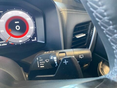 Nissan Qashqai 1.3 DIG-T MHEV N-Connecta XTRON Euro 6 (s/s) 5dr 27