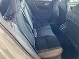 Volvo XC40 2.0 B3 MHEV Plus DCT Auto Euro 6 (s/s) 5dr 14