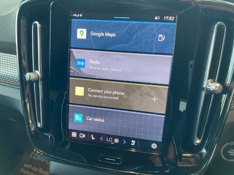 Volvo XC40 2.0 B3 MHEV Plus DCT Auto Euro 6 (s/s) 5dr 30