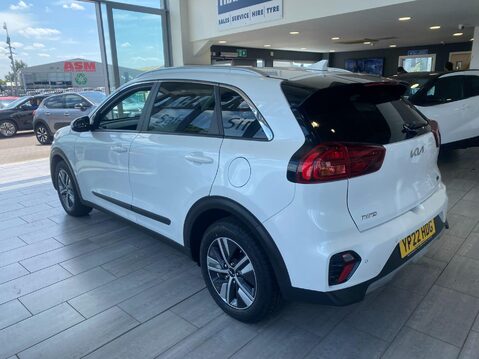 Kia Niro 1.6 GDi 2 DCT Euro 6 (s/s) 5dr 13