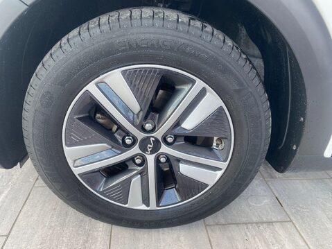 Kia Niro 1.6 GDi 2 DCT Euro 6 (s/s) 5dr 15