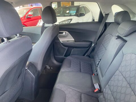 Kia Niro 1.6 GDi 2 DCT Euro 6 (s/s) 5dr 16