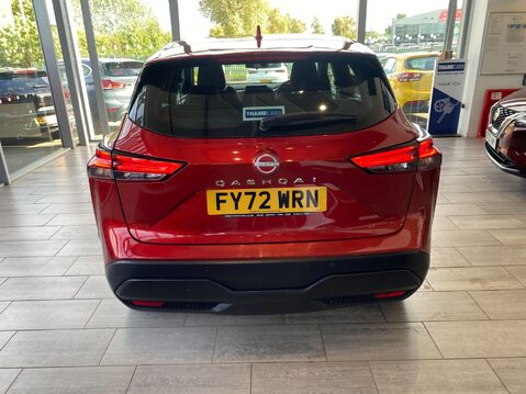 Nissan Qashqai 1.3 DIG-T MHEV Acenta Premium XTRON Euro 6 (s/s) 5dr 5