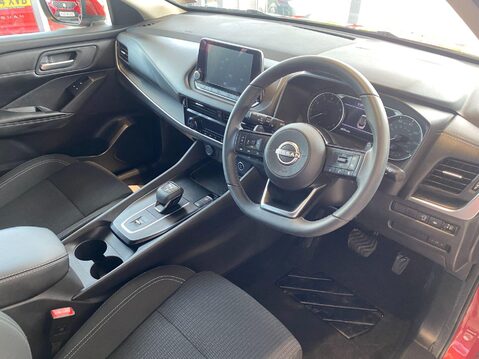 Nissan Qashqai 1.3 DIG-T MHEV Acenta Premium XTRON Euro 6 (s/s) 5dr 21