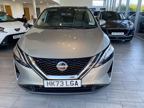 Nissan Qashqai 1.3 DIG-T MHEV N-Connecta XTRON Euro 6 (s/s) 5dr 2
