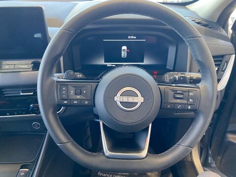Nissan Qashqai 1.3 DIG-T MHEV N-Connecta XTRON Euro 6 (s/s) 5dr 22