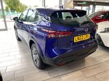 Nissan Qashqai 1.3 DIG-T MHEV Acenta Premium XTRON Euro 6 (s/s) 5dr 8