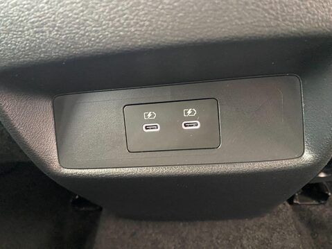 Nissan Qashqai 1.3 DIG-T MHEV N-Connecta XTRON Euro 6 (s/s) 5dr 15