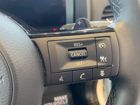 Nissan Qashqai 1.3 DIG-T MHEV N-Connecta XTRON Euro 6 (s/s) 5dr 26